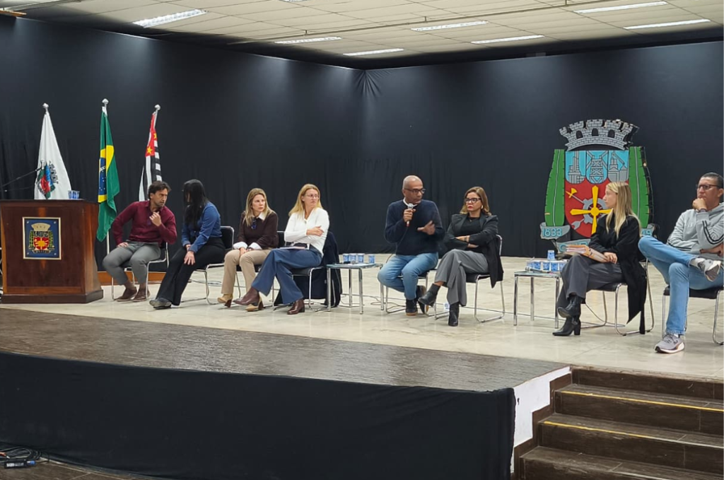 Cubatão promove, nesta sexta (17), ação com troca de recicláveis por hortifrúti para servidores municipais